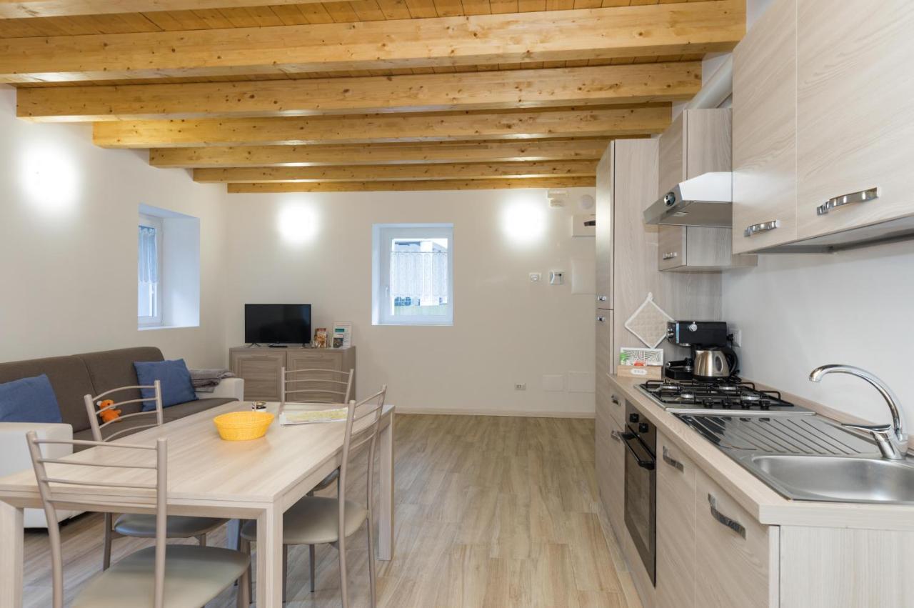 科利科Residenze Lariane公寓 外观 照片